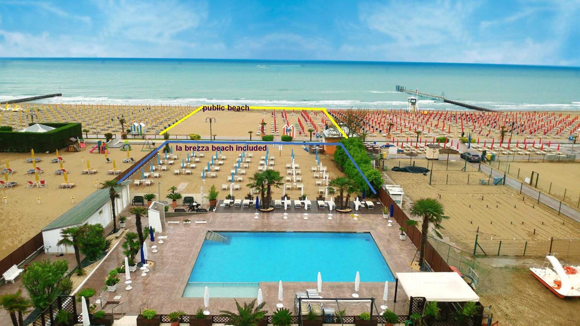 Hotel La Brezza Frontemare リド・ディ・イエゾロ エクステリア 写真